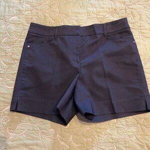White House Black Market 5” Shorts ~ Black Size 2